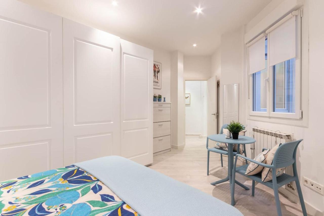 At The Heart Of Bilbao - Guggenheim Apartment Екстериор снимка